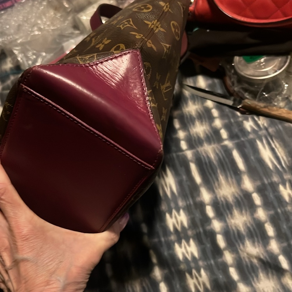 Louis Vuitton Brown and Purple Monogram Tote and matching wallet. - Picture 5 of 14